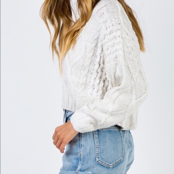 Princess Polly Off-White Cropped Sweatshirt - Picture 4 of 4